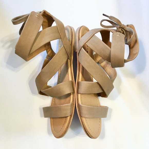 LUCKY BRAND Bandyta Tan Strappy Sandals Size 8.5 - Picture 3 of 8